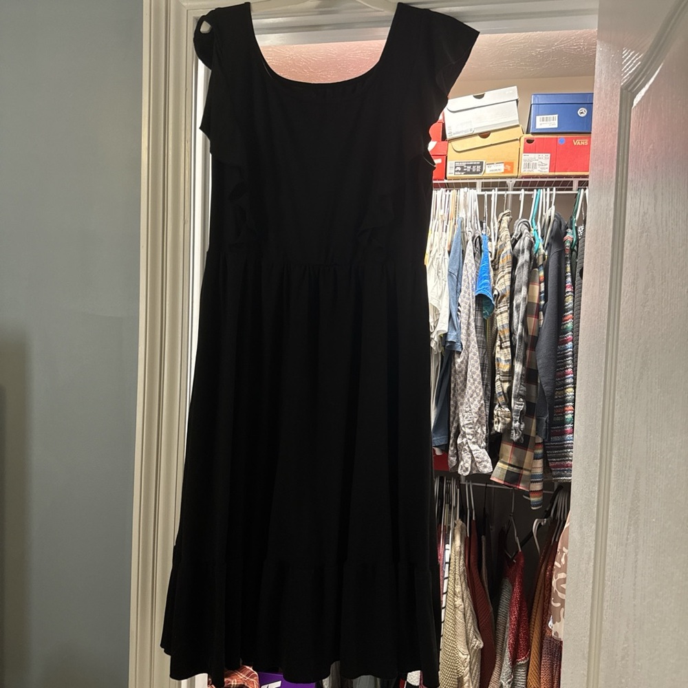 Elegant Black Dress